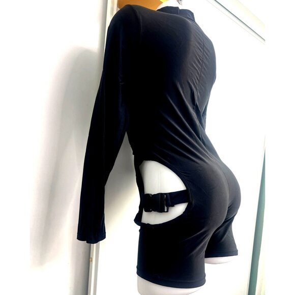Black Cut-Out Long Sleeve Sexy Romper Cut Out Bodysuit Sexy Shorts Size Small - Picture 4 of 11